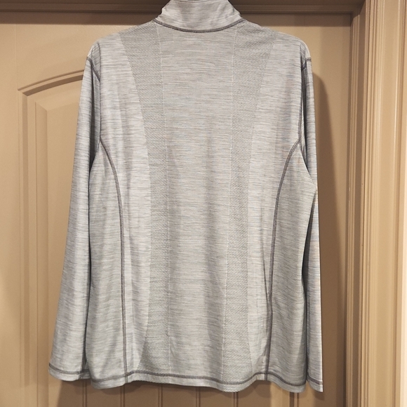 Half zip pullover - Picture 9 of 11